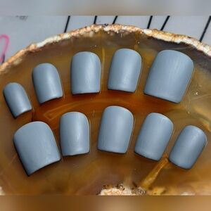 Matte Dark Grey Press On Nails, Una Gella XS